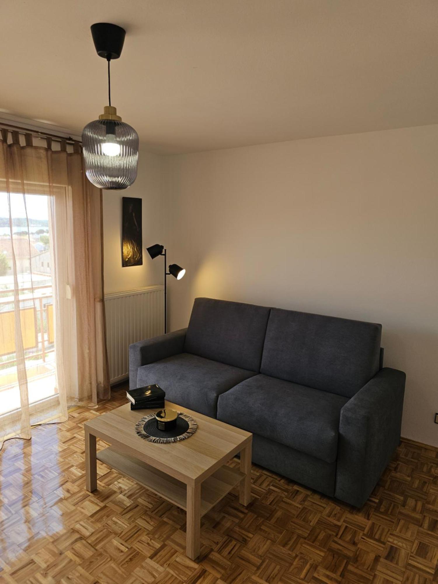 Apartmani Patača Vodice Ruang foto