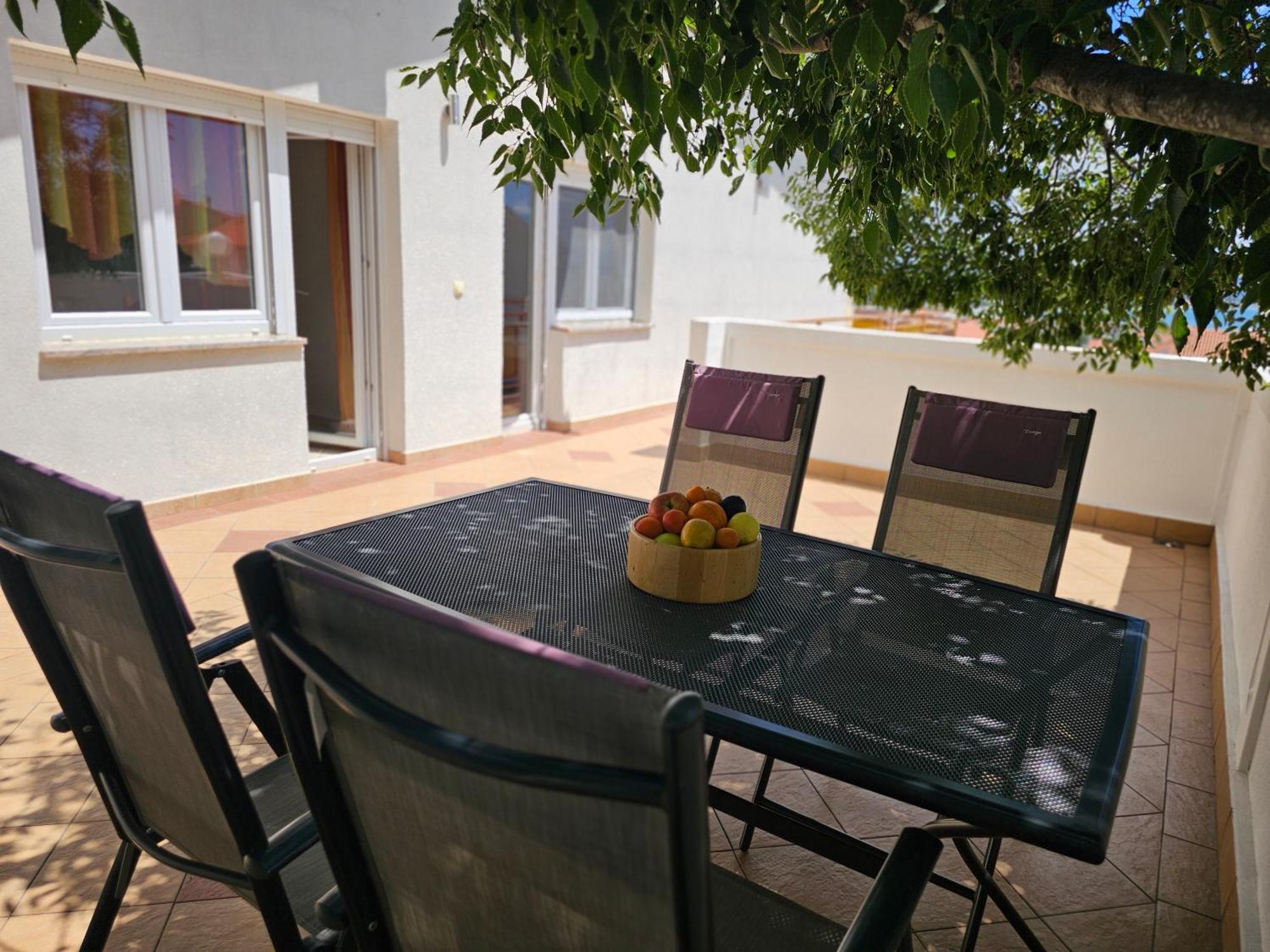 Apartmani Patača Vodice Bagian luar foto
