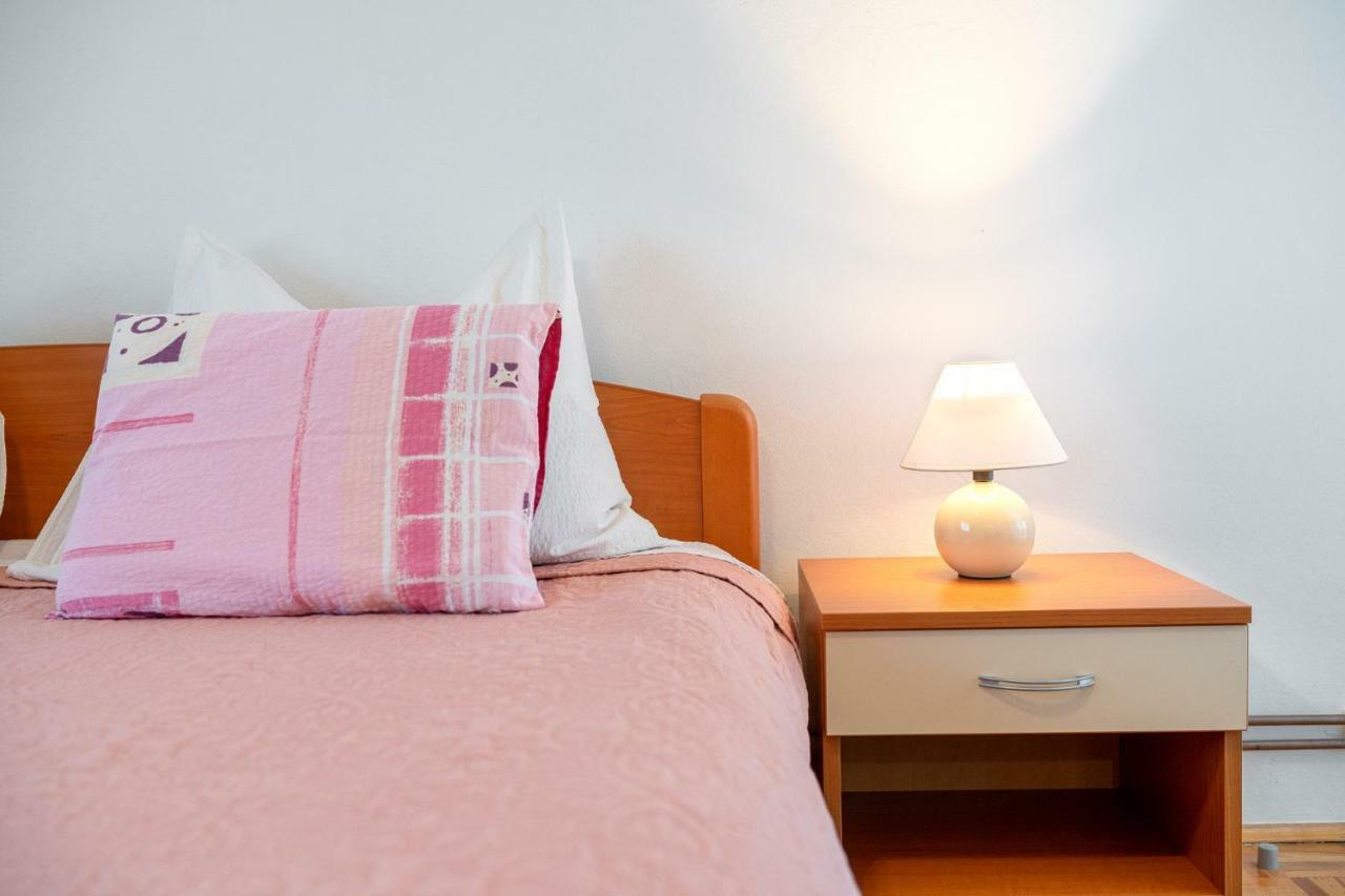 Apartmani Patača Vodice Bagian luar foto