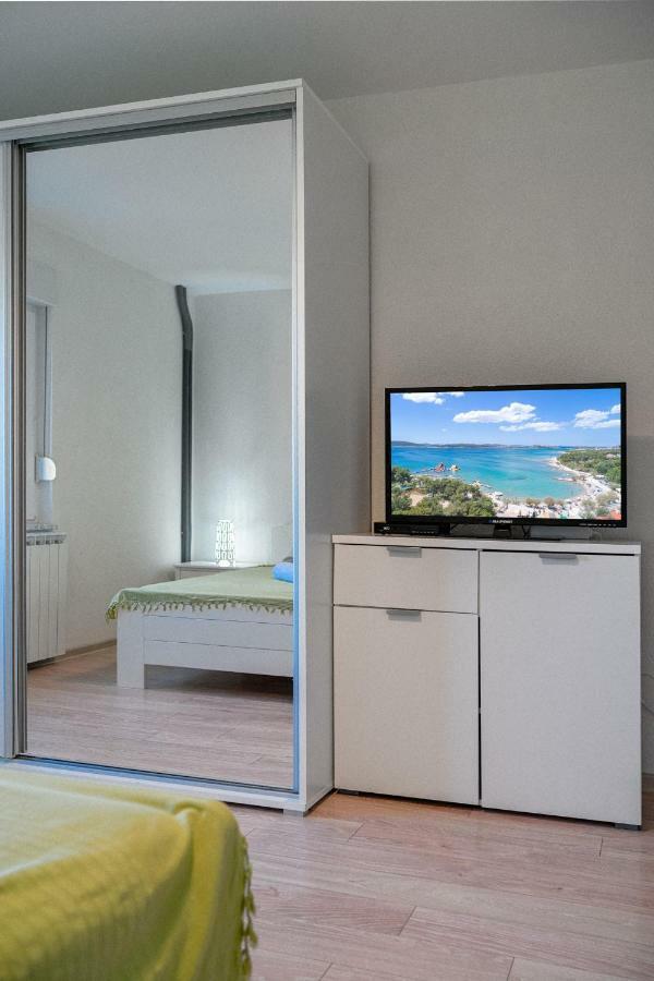 Apartmani Patača Vodice Bagian luar foto