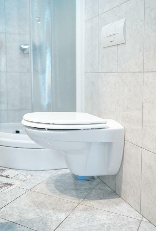Apartmani Patača Vodice Bagian luar foto