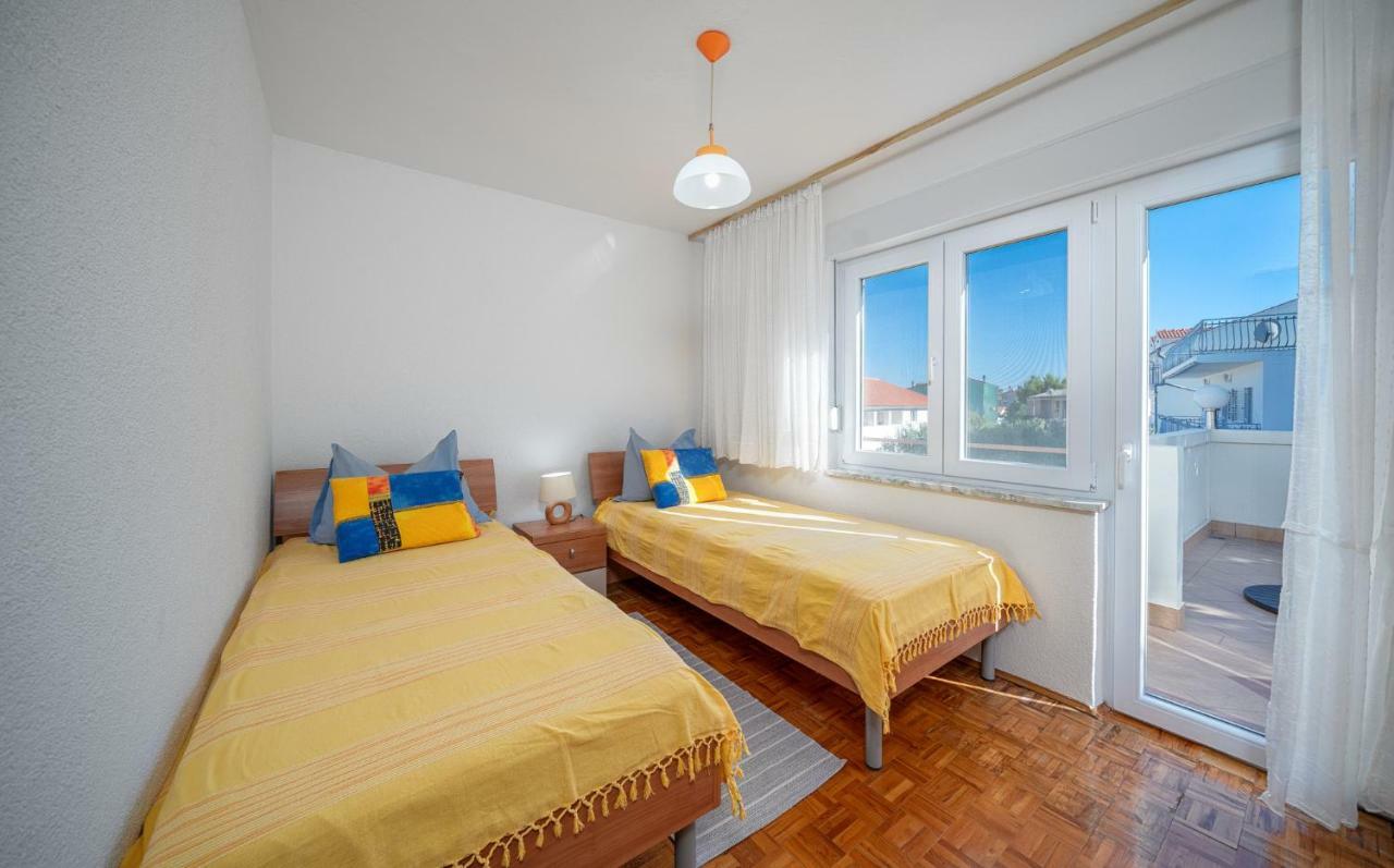 Apartmani Patača Vodice Bagian luar foto